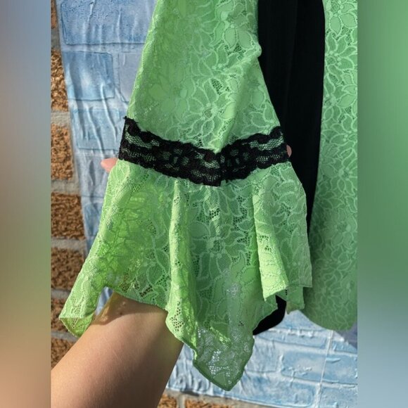 Michellena Amour paris lace bell arm blouse size 46/1X - Picture 6 of 13